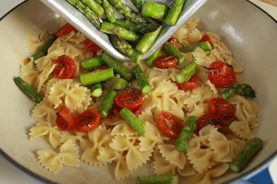 Tasty Kitchen Blog: Bowtie Pasta with Oven Dried Tomatoes Asparagus and Boursin. Guest post by Calli Taylor of Make It Do, recipe submitted by TK member Dorothy of Belle of the Kitchen.