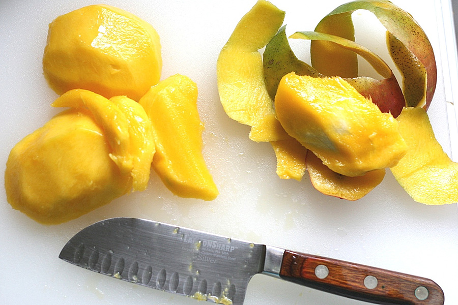 Tasty Kitchen Blog: Frozen Mango Yogurt. Guest post by Natalie Perry of Perry's Plate, recipe submitted by TK member Lauren of Healthy Food for Living.