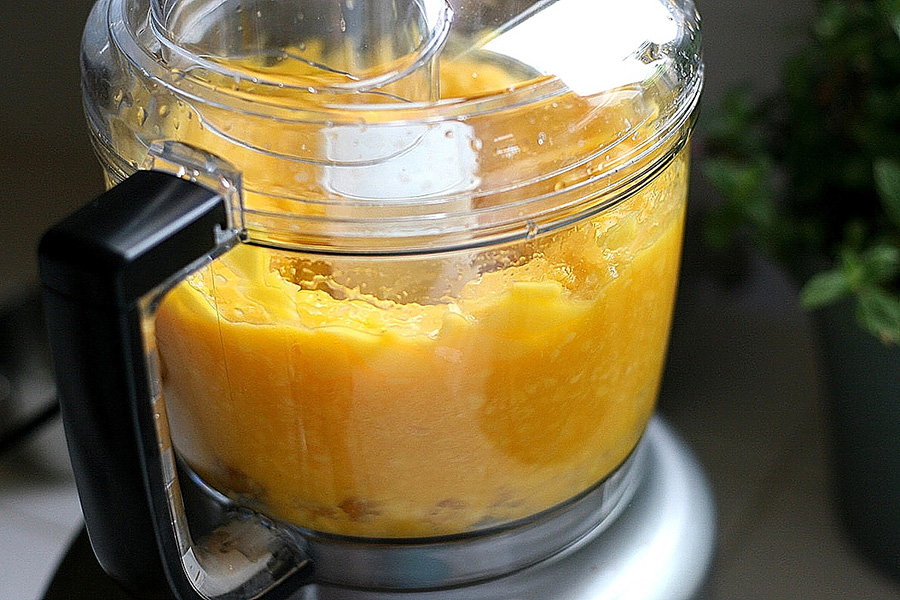 Tasty Kitchen Blog: Frozen Mango Yogurt. Guest post by Natalie Perry of Perry's Plate, recipe submitted by TK member Lauren of Healthy Food for Living.