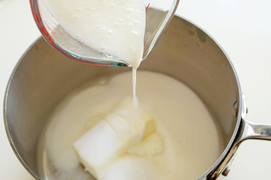 Tasty Kitchen Blog: Essential Buttermilk Syrup. Guest post by Calli Taylor of Make It Do, recipe submitted by TK member Elisa of Liza's Kitchen.