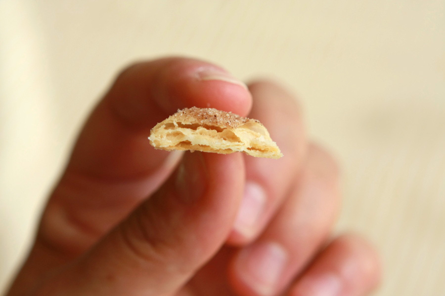 Tasty Kitchen Blog Pie Crust Tutorial. Guest post and recipe from Calli Taylor of Make It Do.