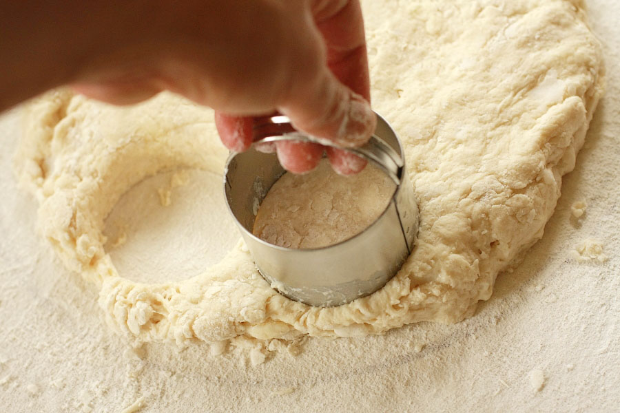 Tasty Kitchen Blog: Easy Flaky Buttery Biscuits. Guest post by Calli Taylor of Make It Do, recipe submitted by TK member ranchinmom2five.