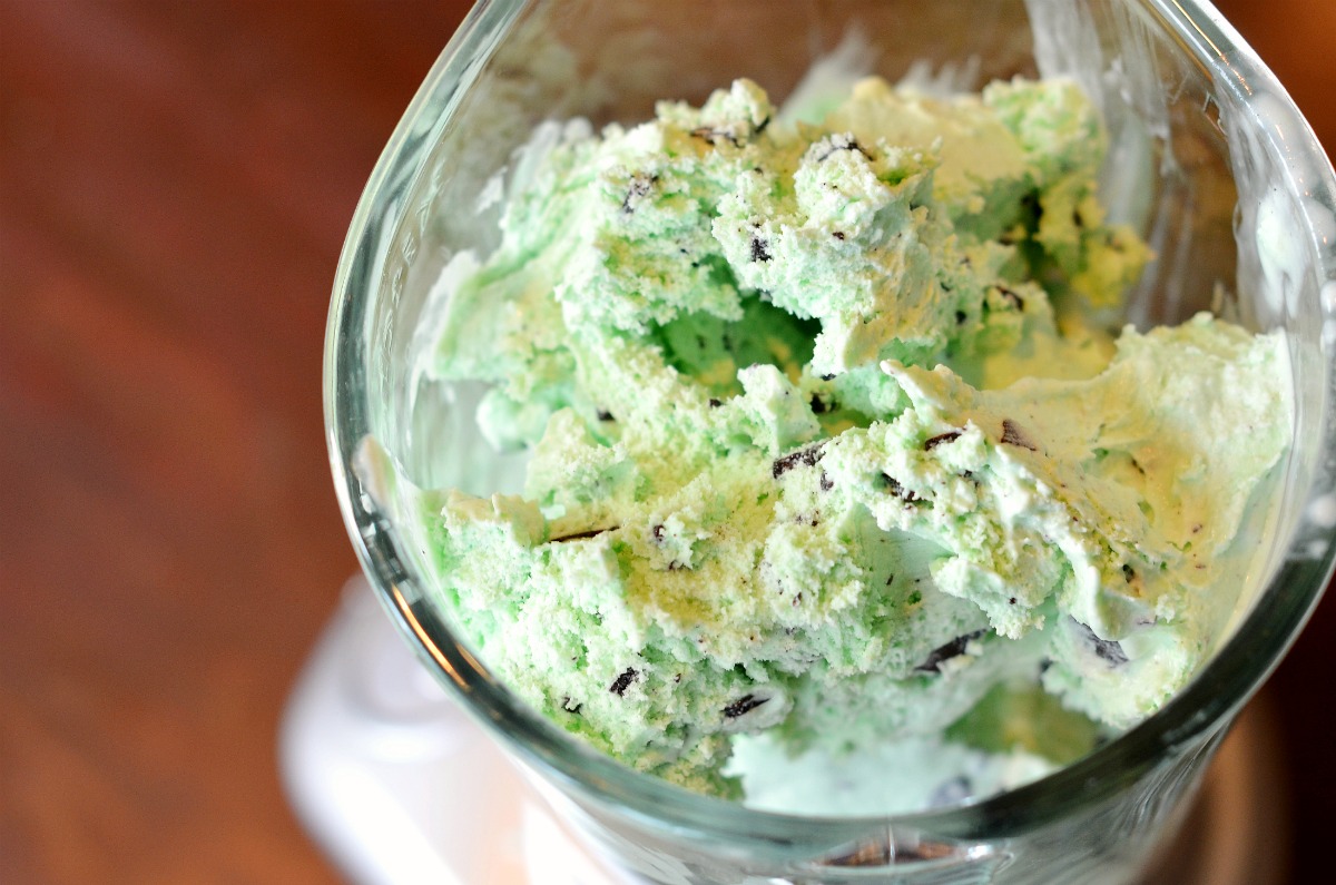 Tasty Kitchen Blog: Shamrock Blizzard. Guest post by Maggy Keet of Three Many Cooks, recipe by Three Many Cooks.