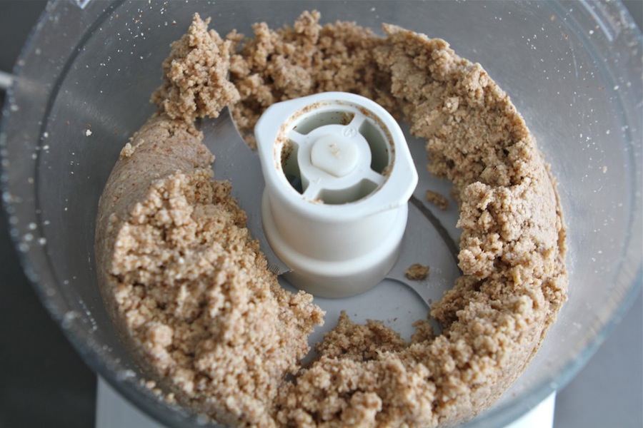 Tasty Kitchen Blog: Sea Salt and Honey Almond Butter. Guest post by Maria Lichty of Two Peas and Their Pod, recipe submitted by TK member Erin of Naturally Ella.