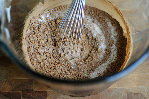 Tasty Kitchen Blog: Easy Chocolate Pie. Guest post by Laurie McNamara of Simply Scratch, recipe submitted by TK member Sissy of Out on a Limb.