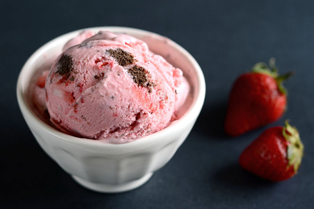 Tasty Kitchen Blog: Strawberry Cheesecake Ice Cream. Guest post by Erica Kastner of Cooking for Seven, recipe submitted by TK member Josie of Daydreamer Desserts.