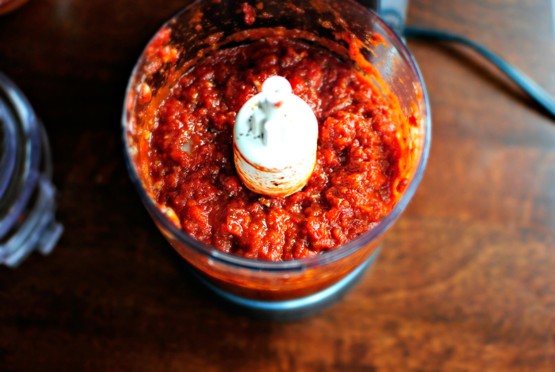 Tasty Kitchen Blog: Roasted Red Pepper Pizza Sauce. Guest post by Laurie McNamara of Simply Scratch, recipe submitted by TK member Leanne.
