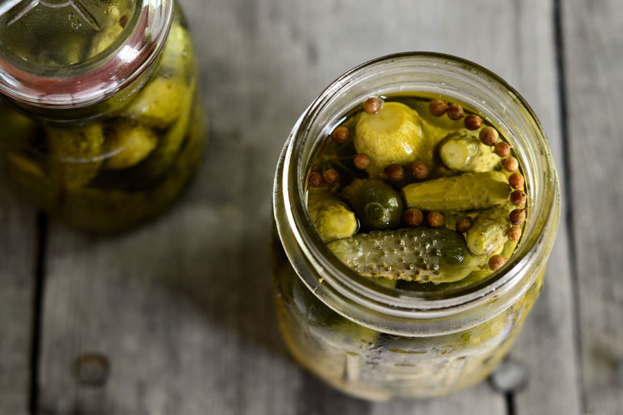 Tasty Kitchen Blog: Homemade Claussen Knock-Off Pickles. Guest post by Erica Kastner of Cooking for Seven, recipe submitted by TK member Rebecca of Foodie with Family.