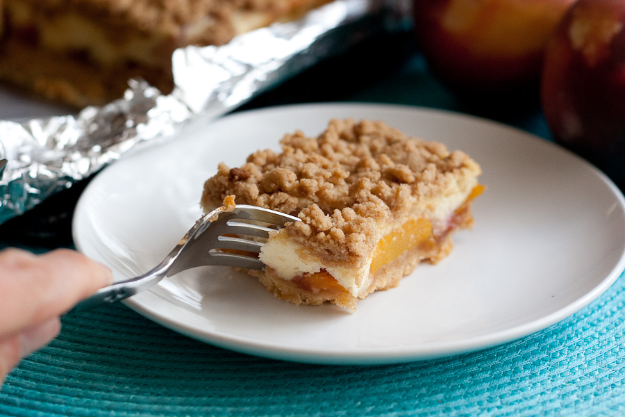 Tasty Kitchen Blog: Peaches and Cream Crumble Bars. Guest post by Natalie Perry of Perry's Plate, recipe submitted by TK member Courtney of Bake, Eat, Repeat.