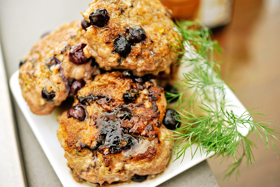 Tasty Kitchen Blog: Maple Blueberry Breakfast Sausage. Guest post by Georgia Pellegrini, recipe submitted by TK member Hailey of Hail's Kitchen.