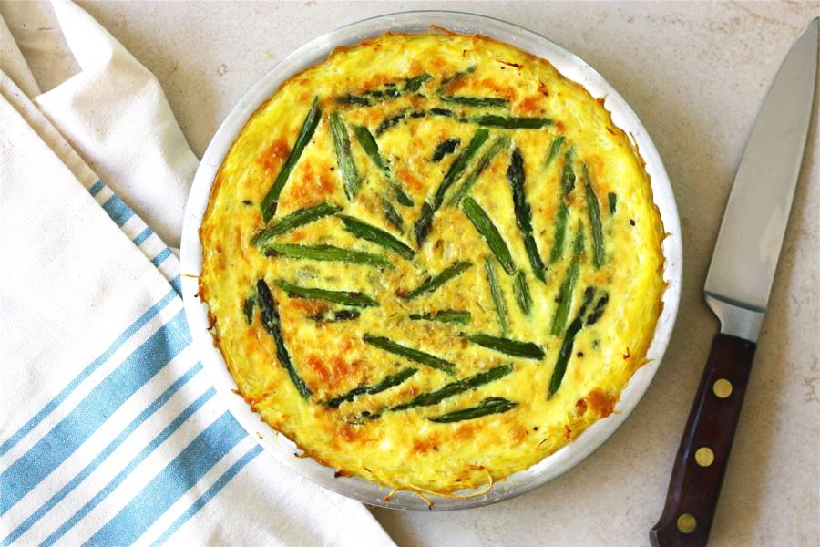 Tasty Kitchen Blog: Asparagus Quiche with a Spaghetti Squash Crust. Guest post by Adrianna Adarme of A Cozy Kitchen, recipe submitted by Tk member Claire of Just Blither Blather.