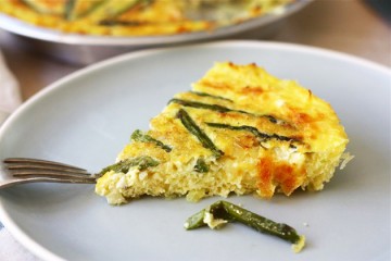 Tasty Kitchen Blog: Asparagus Quiche with a Spaghetti Squash Crust. Guest post by Adrianna Adarme of A Cozy Kitchen, recipe submitted by Tk member Claire of Just Blither Blather.