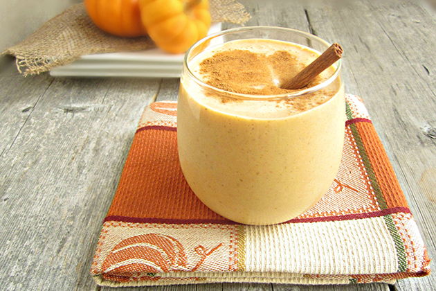 Tasty Kitchen Blog: Pumpkin Pie Smoothie by Anita at Hungry Couple