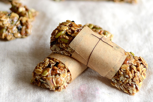 Tasty Kitchen Blog: No-Bake Granola Bars. Guest post by Erica Kastner of Cooking for Seven, recipe submitted by TK member Cheri of Kitchen Simplicity.