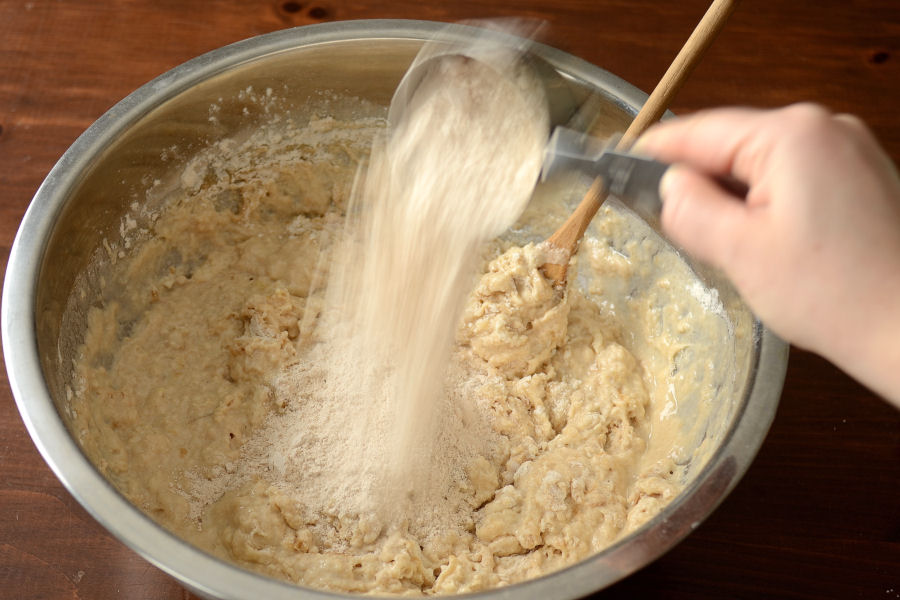 Tasty Kitchen Blog: No-Knead Dinner Rolls. Guest post by Erica Kastner, recipe submitted by TK member Terri of That's Some Good Cookin'.