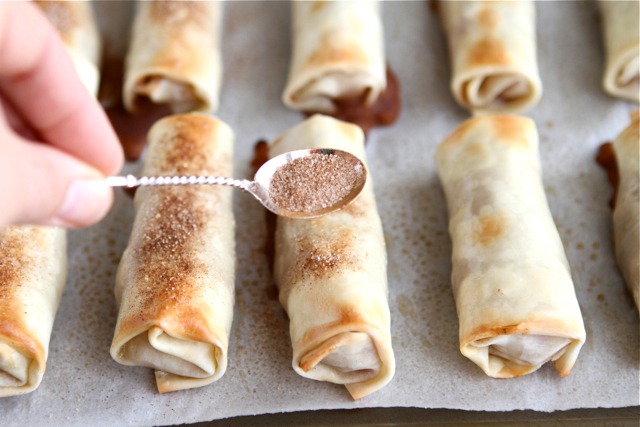 Tasty Kitchen Blog: Apple Pie Egg Rolls. Guest post by Dara Michalski of Cookin' Canuck, recipe submitted by TK member Maya of Alaska from Scratch.