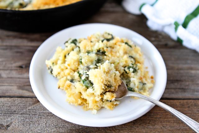 Tasty Kitchen Blog: Quinoa Spinach Mac 'n Cheese. Guest post by Maria Lichty of Two Peas and Their Pod, recipe submitted by TK member Carrie Burrill of Bakeaholic Mama.
