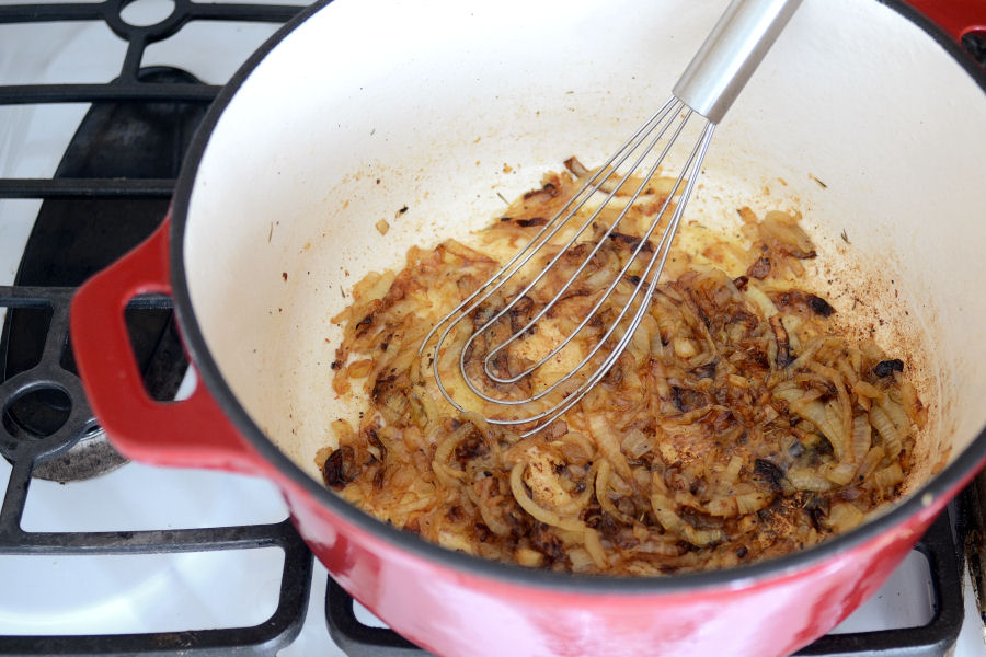 Tasty Kitchen Blog: French Onion Soup Grilled Cheese Sandwiches. Guest post by Erica Kastner of Cooking for Seven, recipe submitted by TK member Laurie of Simply Scratch. (Original recipe by Jessica of Portuguese Girl Cooks.)