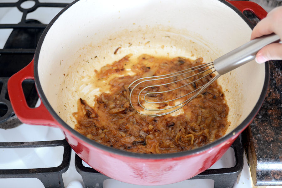 Tasty Kitchen Blog: French Onion Soup Grilled Cheese Sandwiches. Guest post by Erica Kastner of Cooking for Seven, recipe submitted by TK member Laurie of Simply Scratch. (Original recipe by Jessica of Portuguese Girl Cooks.)