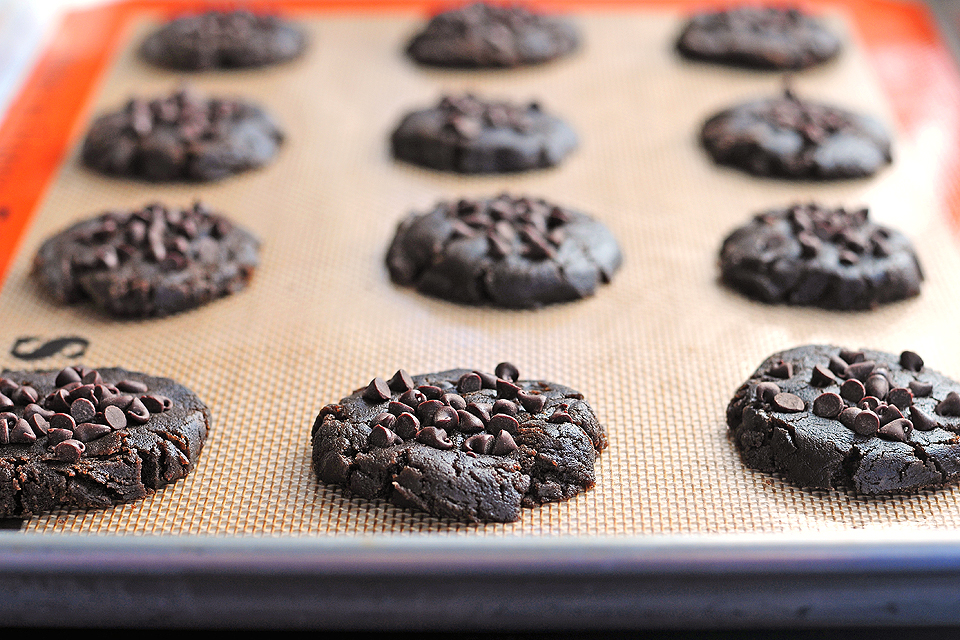 Tasty Kitchen Blog: Thick and Chewy Chocolate Chip Peanut Butter Cookies. Guest post by Amy Johnson of She Wears Many Hats, recipe submitted by TK member Anna of Crunchy Creamy Sweet, adapted from Joy the Baker.