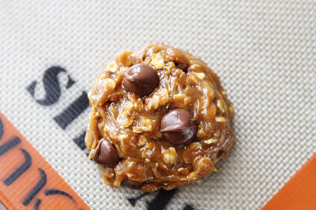 Tasty Kitchen Blog: Flourless Peanut Butter Oatmeal Chocolate Chip Cookies. Guest post by Maria Lichty of Two Peas and Their Pod, recipe submitted by TK member Monique of Ambitious Kitchen.