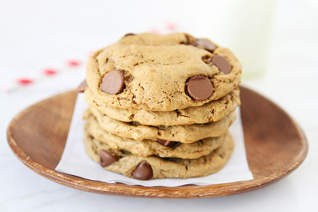 Tasty Kitchen Blog: Flourless Peanut Butter Oatmeal Chocolate Chip Cookies. Guest post by Maria Lichty of Two Peas and Their Pod, recipe submitted by TK member Monique of Ambitious Kitchen.