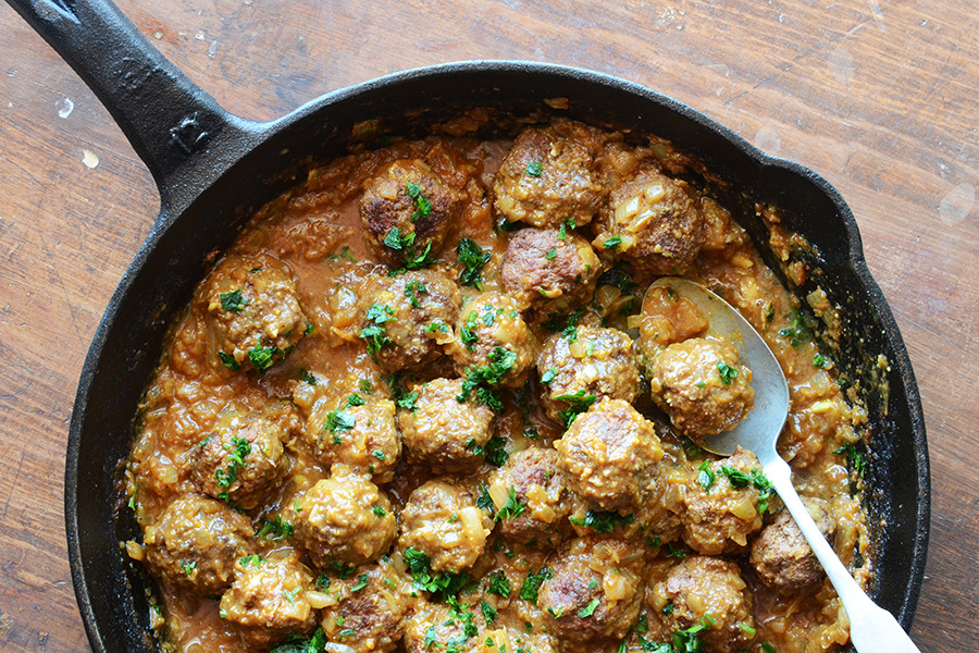 Tasty Kitchen Blog: Lamb Meatballs in a Spicy Curry. Guest post by Faith Gorsky of An Edible Mosaic, recipe submitted by TK members Vanessa and Ingrid of Food Opera.