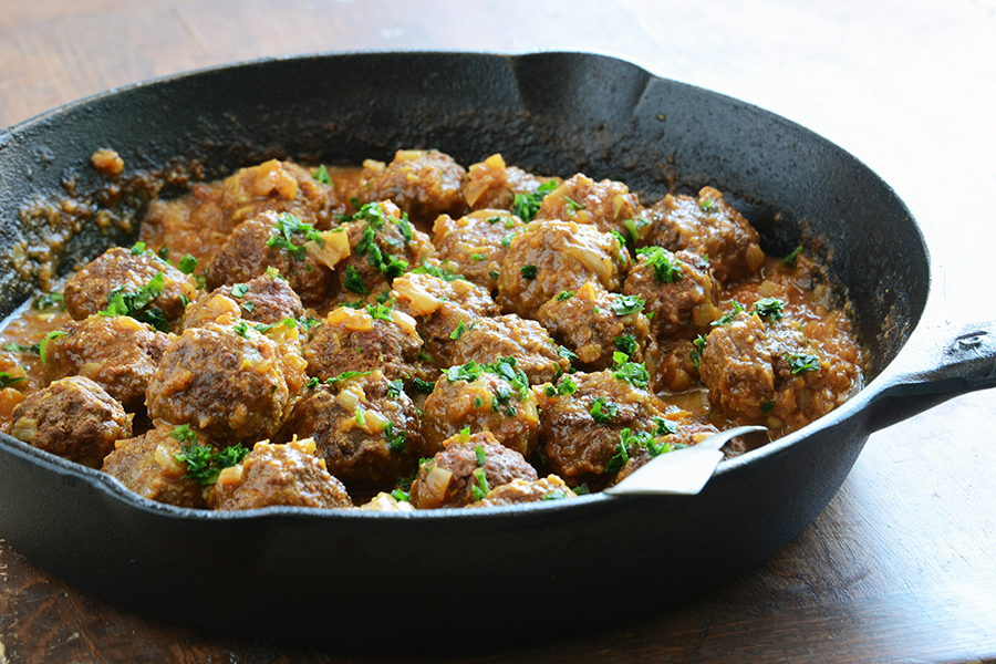Tasty Kitchen Blog: Lamb Meatballs in a Spicy Curry. Guest post by Faith Gorsky of An Edible Mosaic, recipe submitted by TK members Vanessa and Ingrid of Food Opera.