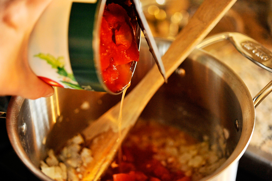 Tasty Kitchen Blog: Tomato Basil Soup with Cheesy Bread. Guest post by Georgia Pellegrini, recipe submitted by TK member Serena of Serena Bakes Simply from Scratch.