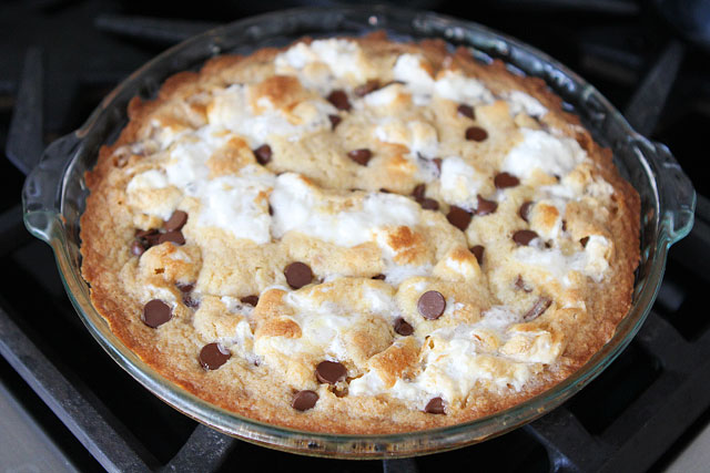 Tasty Kitchen Blog: S'mores Pie. Guest post by Maria Lichty of Two Peas and Their Pod, recipe submitted by TK member Tonya of 4 Little Fergusons.