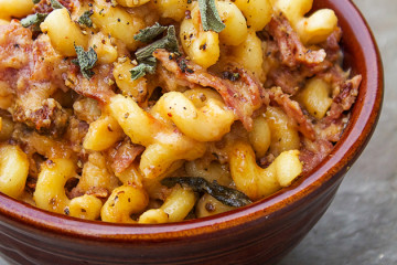 Tasty Kitchen Blog: Looks Delicious! (Italian Mac and Cheese, submitted by TK member Raquel of Horses and Heels)