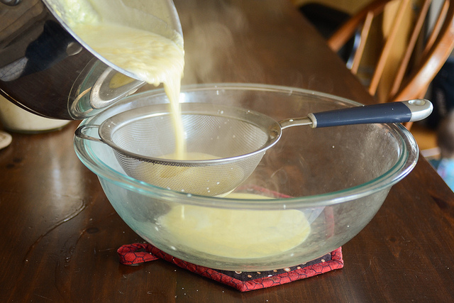 Tasty Kitchen Blog: Cinnamon Ice Cream. Guest post by Erica Kastner of Buttered Side Up, recipe submitted by TK member Amy of Gastronome Tart.