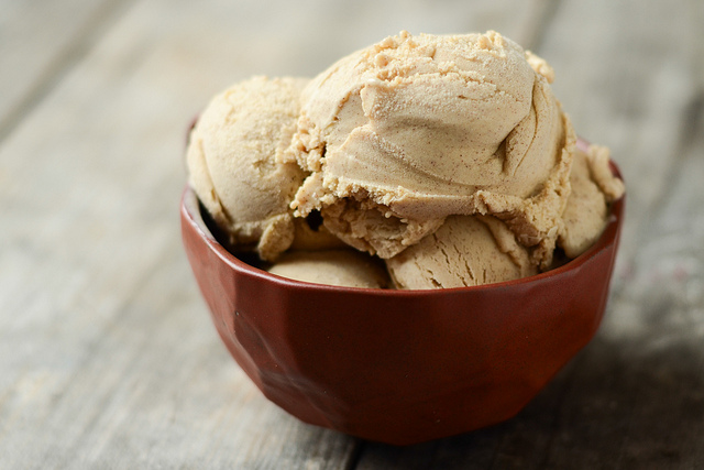 Tasty Kitchen Blog: Cinnamon Ice Cream. Guest post by Erica Kastner of Buttered Side Up, recipe submitted by TK member Amy of Gastronome Tart.