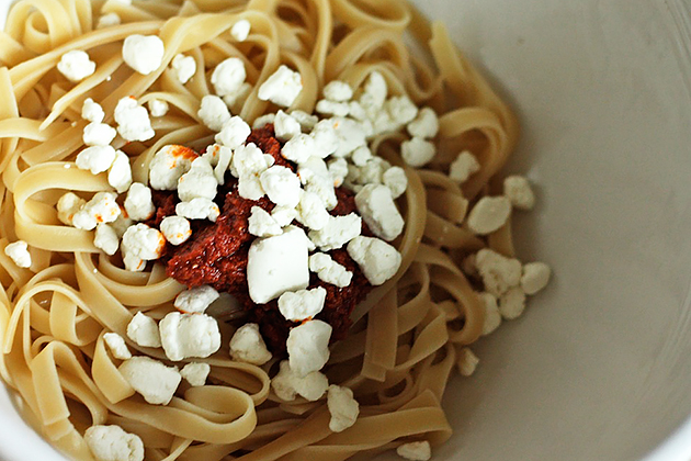 Tasty Kitchen Blog: Creamy Chicken and Sun-dried Tomato Fettucine. Guest post by Megan Keno of Wanna Be a Country Cleaver, recipe submitted by TK member Natalie of Perry’s Plate.