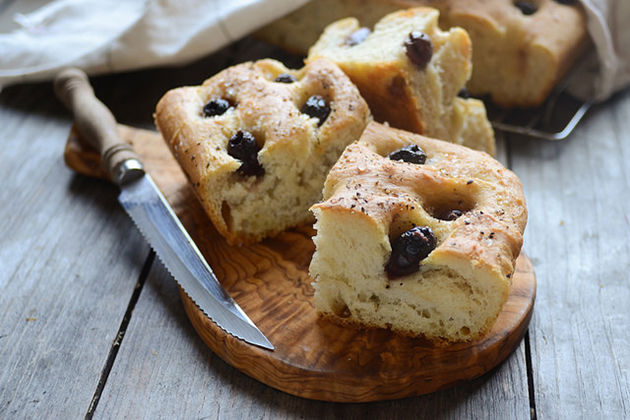 Tasty Kitchen Blog: Roasted Garlic and Olive Focaccia. Guest post by Erica Kastner of Buttered Side Up, recipe submitted by TK member Sommer of A Spicy Perspective.