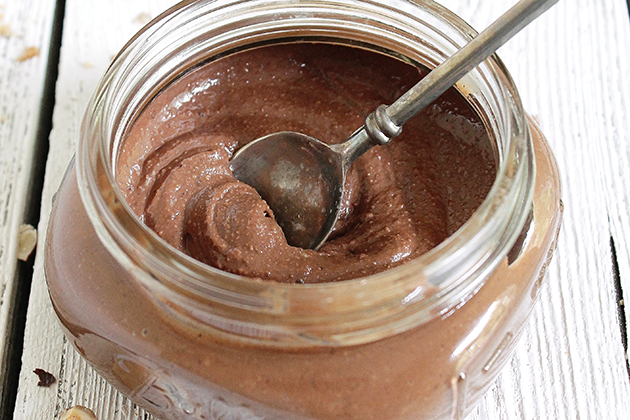 Tasty Kitchen Blog Anniversary Giveaway #4: Food Processor (Homemade Nutella, submitted by TK member Kate of Diethood)