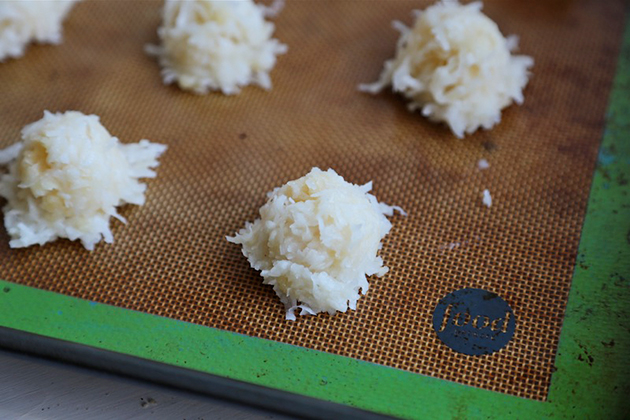 Tasty Kitchen Blog: Bakery-Style Coconut Macaroons. Guest post by Megan Keno of Wanna Be a Country Cleaver, recipe submitted by TK members Jen and Emily of Layers of Happiness.
