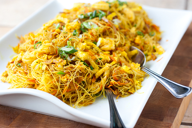 Singapore Noodles Singapore Mei Fun Tasty Kitchen Blog