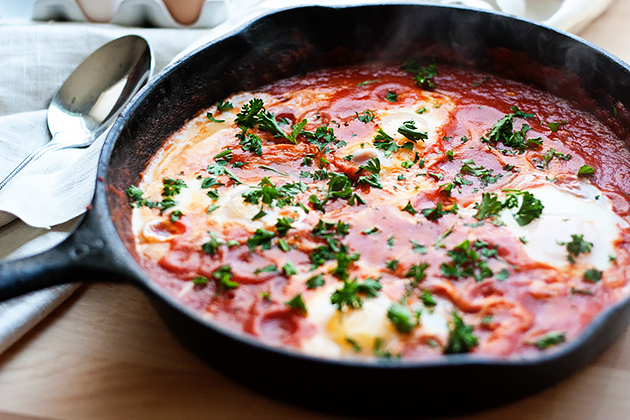 Amazing Egg-Tomato Dish Prepared Moroccan Style with Peas and Olives :  r/budgetfood