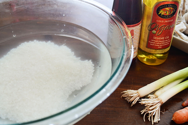 Tasty Kitchen Blog: Korean Shrimp and Rice Porridge (Saewoojuk). Guest post by Erica Kastner of Buttered Side Up, recipe submitted by TK member Erica of Apricosa.