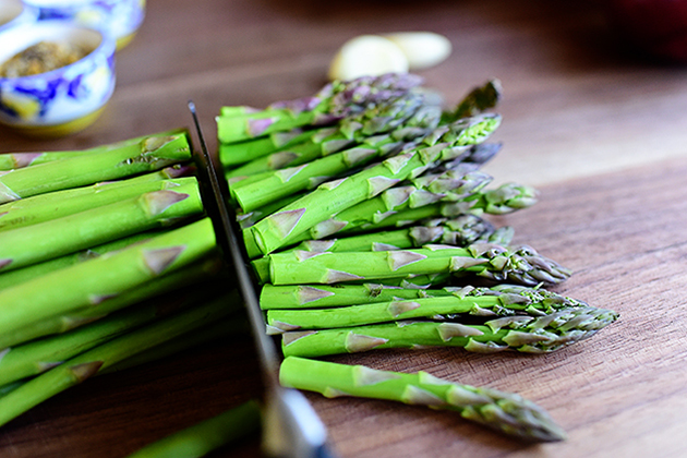 Tasty Kitchen Blog: Kitchen Talk (Asparagus)