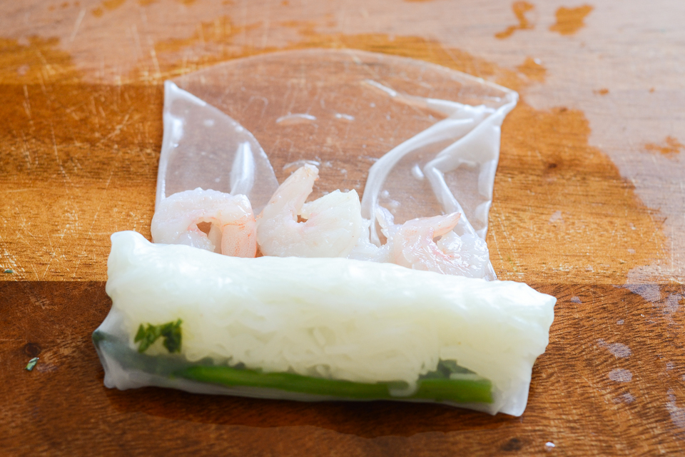 Easy Shrimp Spring Rolls — saltnpepperhere