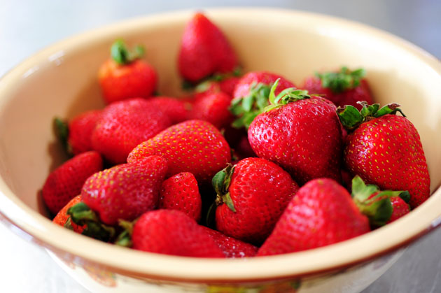 Tasty Kitchen Blog: Kitchen Talk (Strawberries)