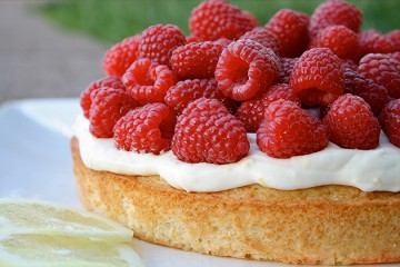Tasty Kitchen Blog: Looks Delicious! (Lemon & Raspberry Summer Cake, submitted by TK member Lauren of Lauren's Latest)