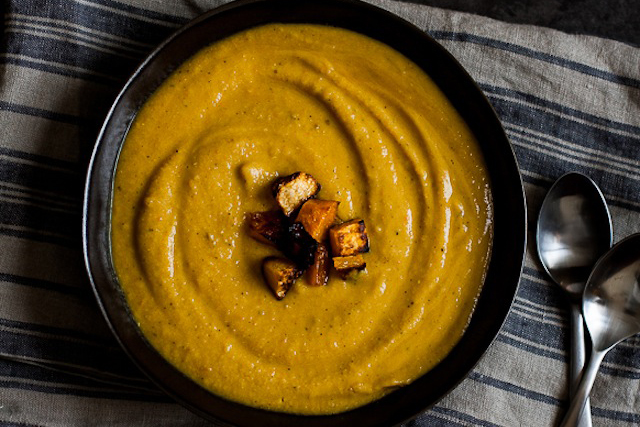 Tasty Kitchen Blog: Looks Delicious! (Butternut Squash Lentil Soup by Sarah of Thyme to Eat)